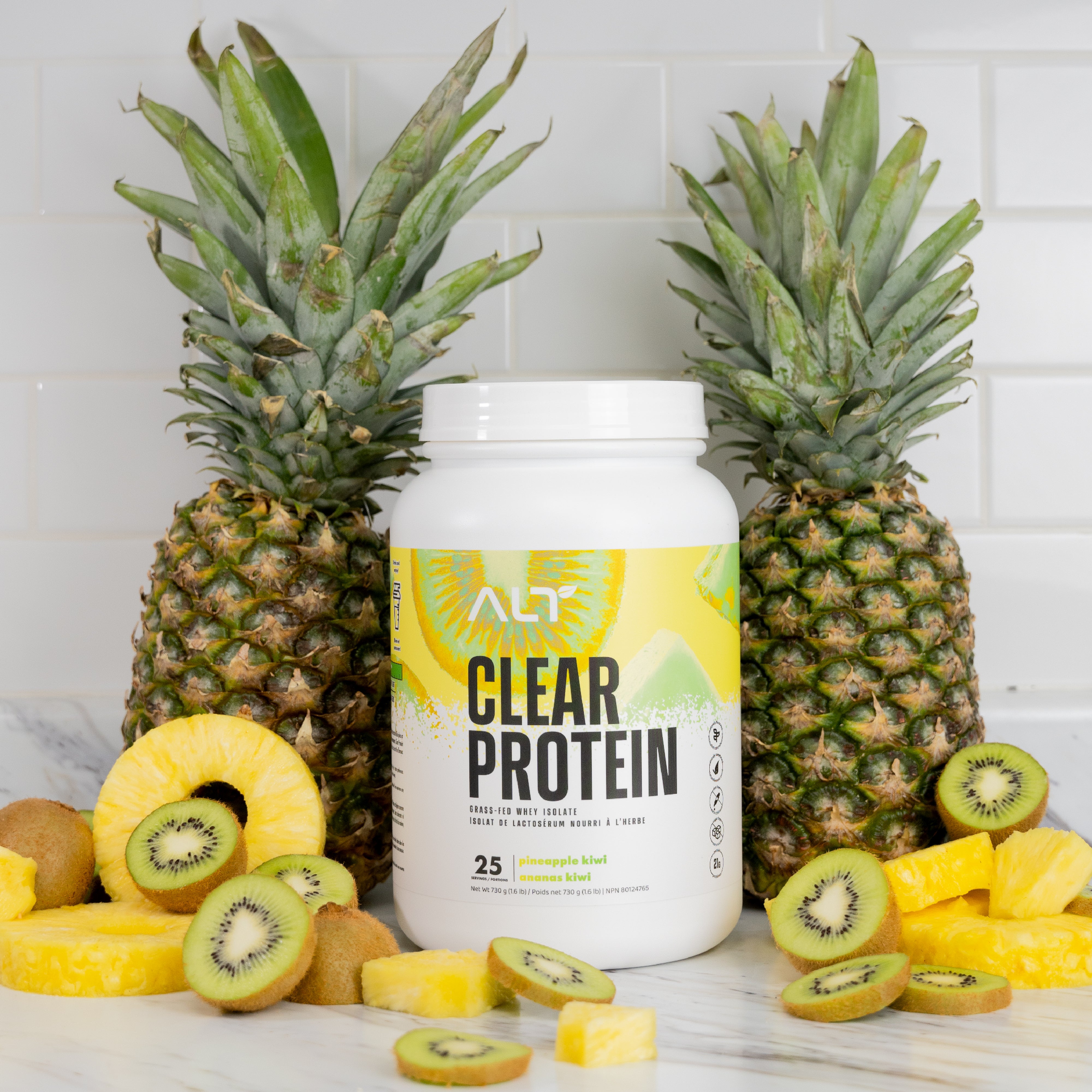 Pineapple Kiwi Clear Whey with pineapples